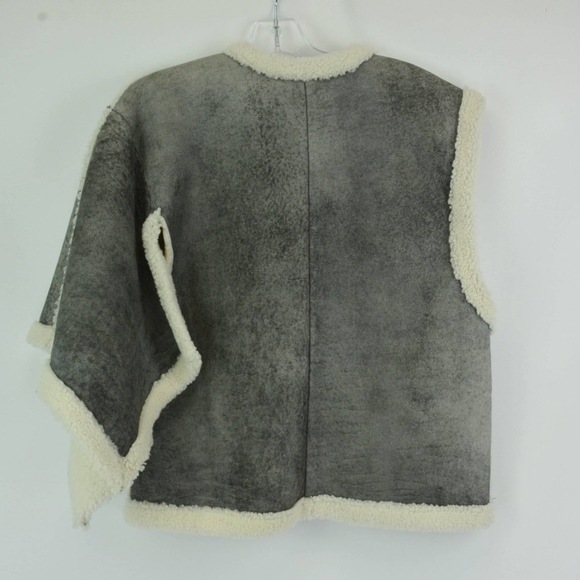 NWT JW Anderson asymmetrical shearling suede jacket - Picture 2 of 3